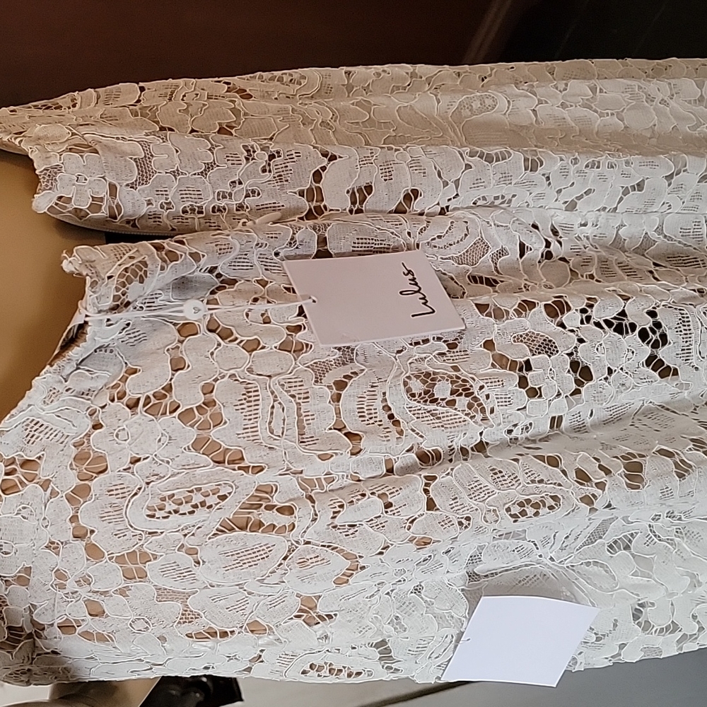 LULU'S White Lace Maxi - Picture 8 of 10